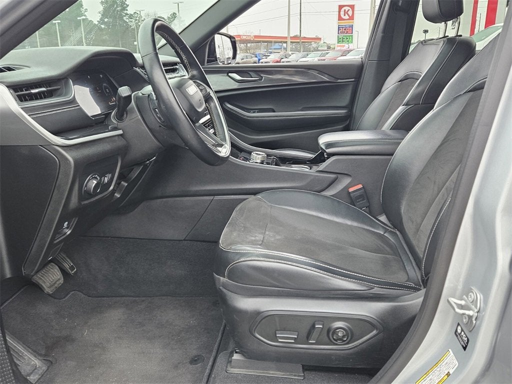 2022 Jeep Grand Cherokee L Altitude