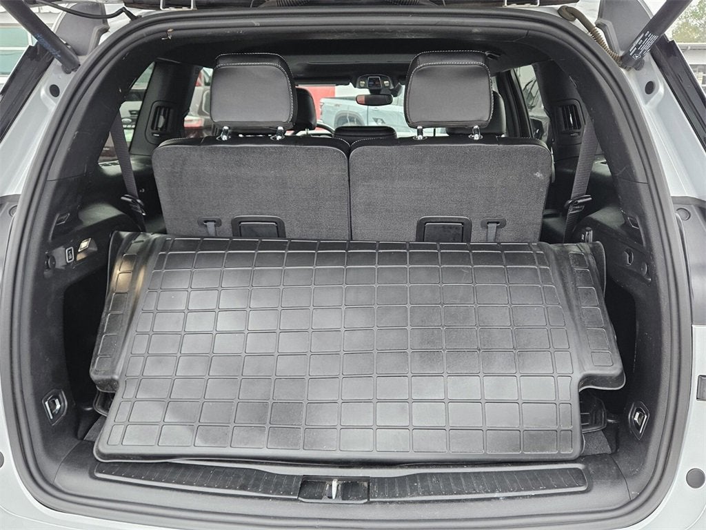 2022 Jeep Grand Cherokee L Altitude