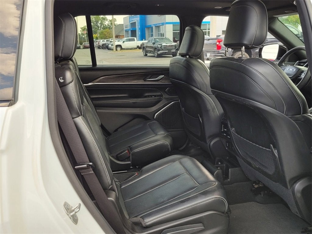 2023 Jeep Grand Cherokee L Overland 4x4