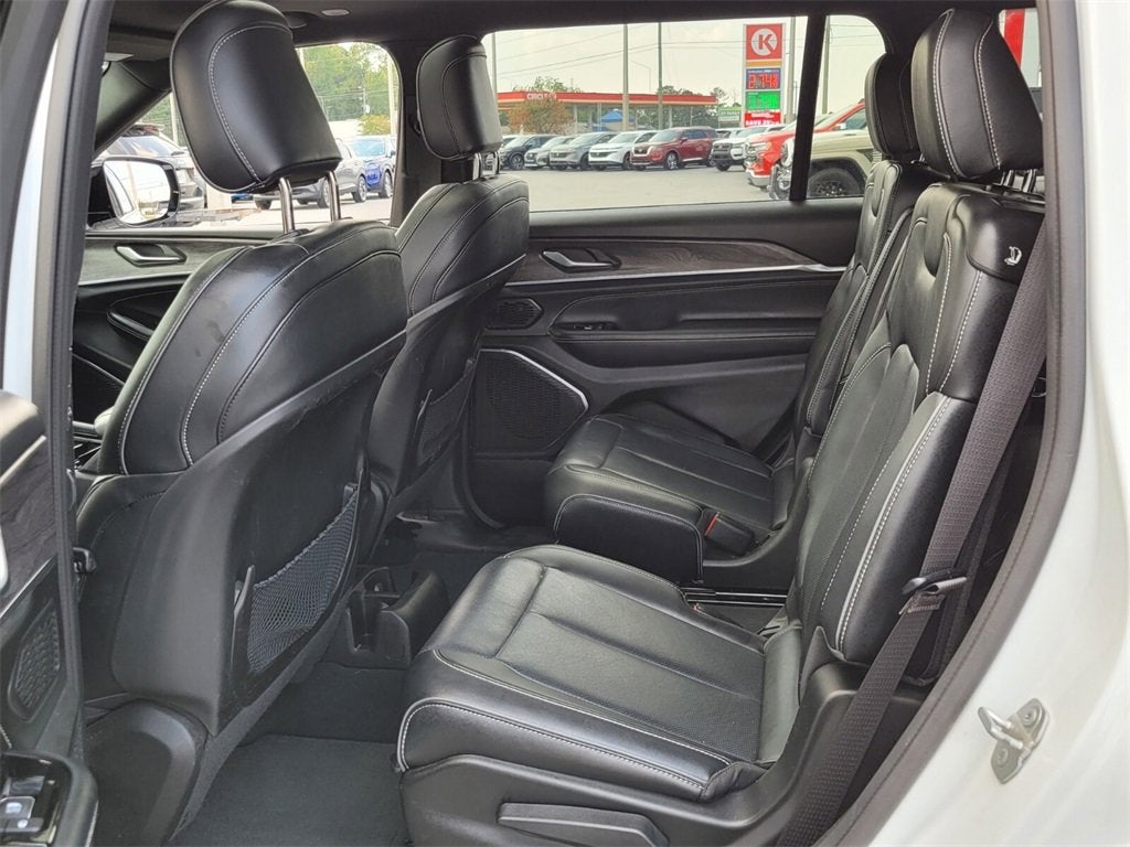 2023 Jeep Grand Cherokee L Overland 4x4