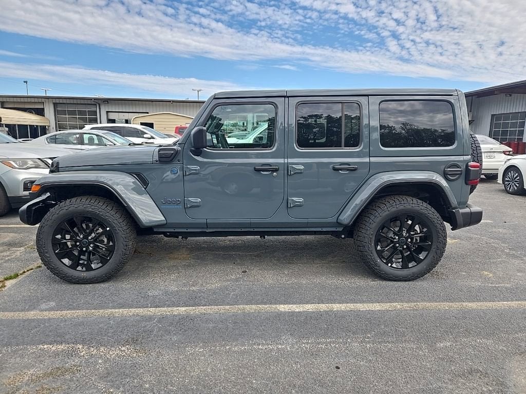 2025 Jeep Wrangler 4xe Sahara