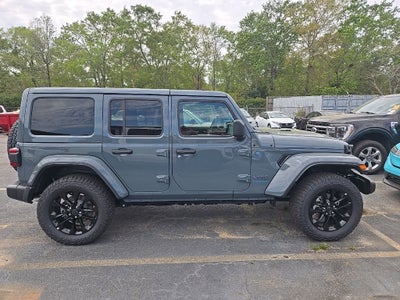 2025 Jeep Wrangler 4xe Sahara