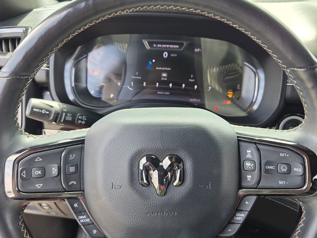 2025 RAM 1500 Limited Crew Cab 4x4 5'7" Box