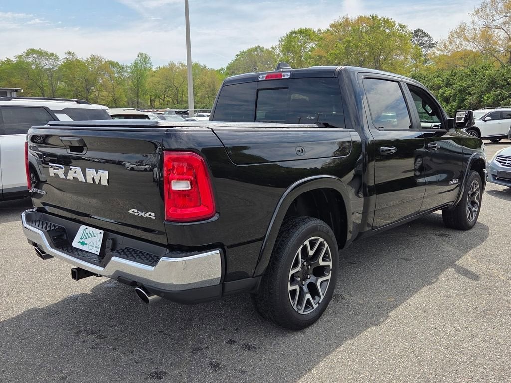 2025 RAM 1500 Laramie Crew Cab 4x4 5'7" Box