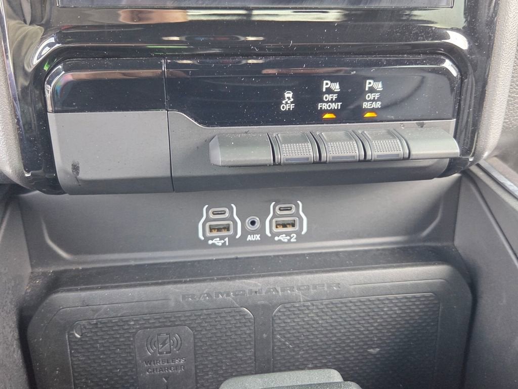 2025 RAM 1500 Laramie Crew Cab 4x4 5'7" Box