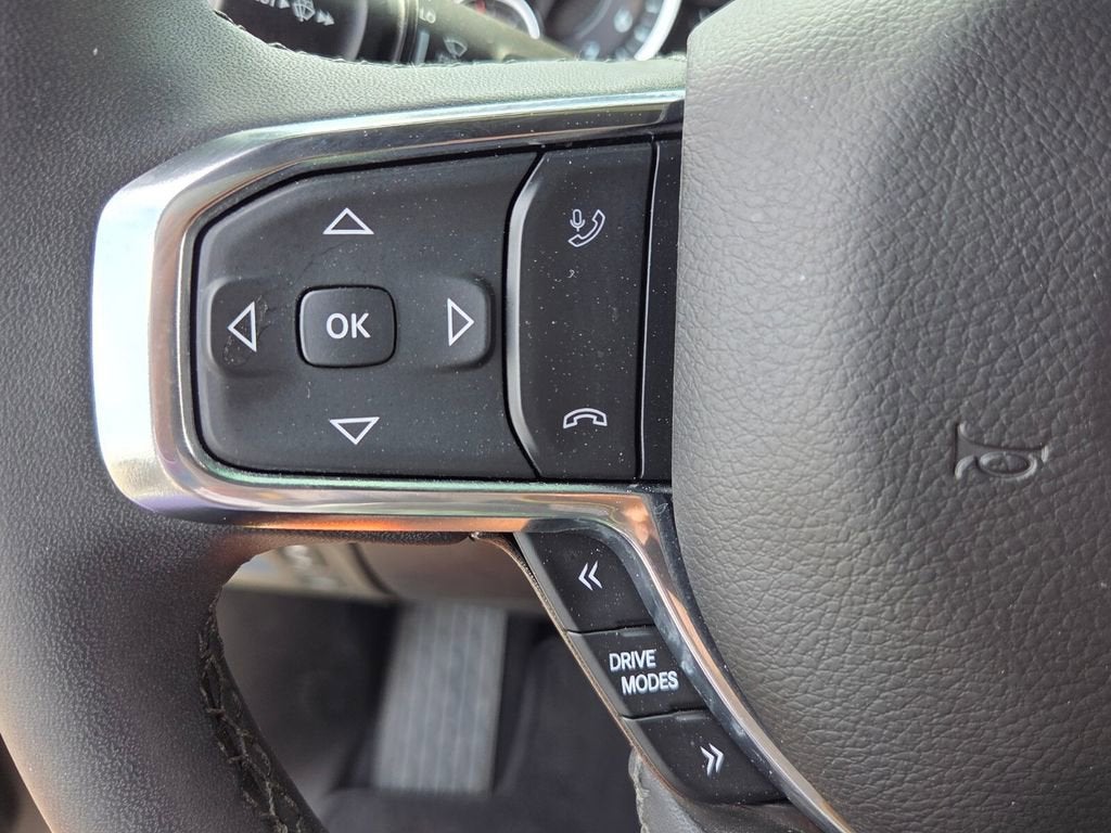 2025 RAM 1500 Laramie Crew Cab 4x4 5'7" Box