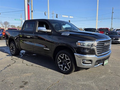 2025 RAM 1500 Laramie Crew Cab 4x4 5'7" Box