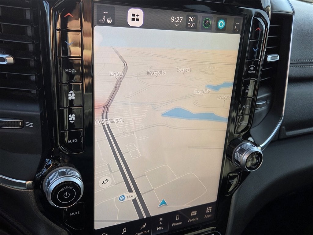 2025 RAM 1500 Laramie Crew Cab 4x4 5'7" Box