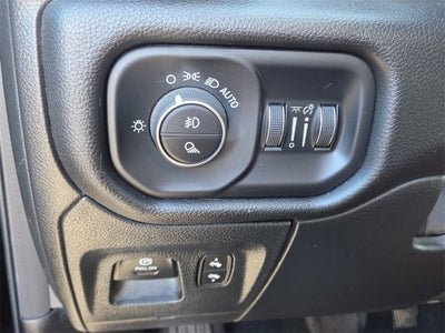 2025 RAM 1500 Laramie Crew Cab 4x4 5'7" Box