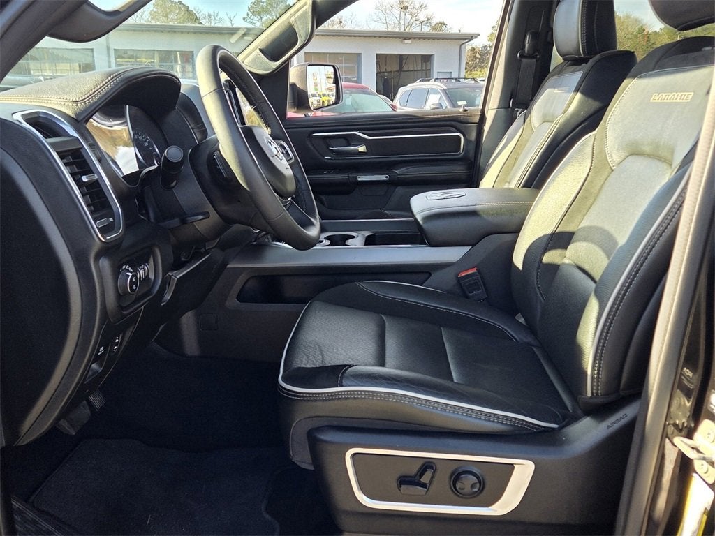 2025 RAM 1500 Laramie Crew Cab 4x4 5'7" Box