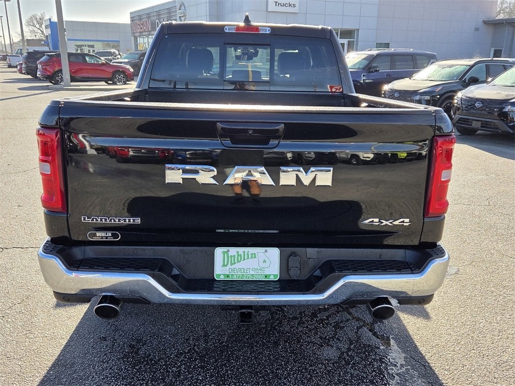 2025 RAM 1500 Laramie Crew Cab 4x4 5'7" Box