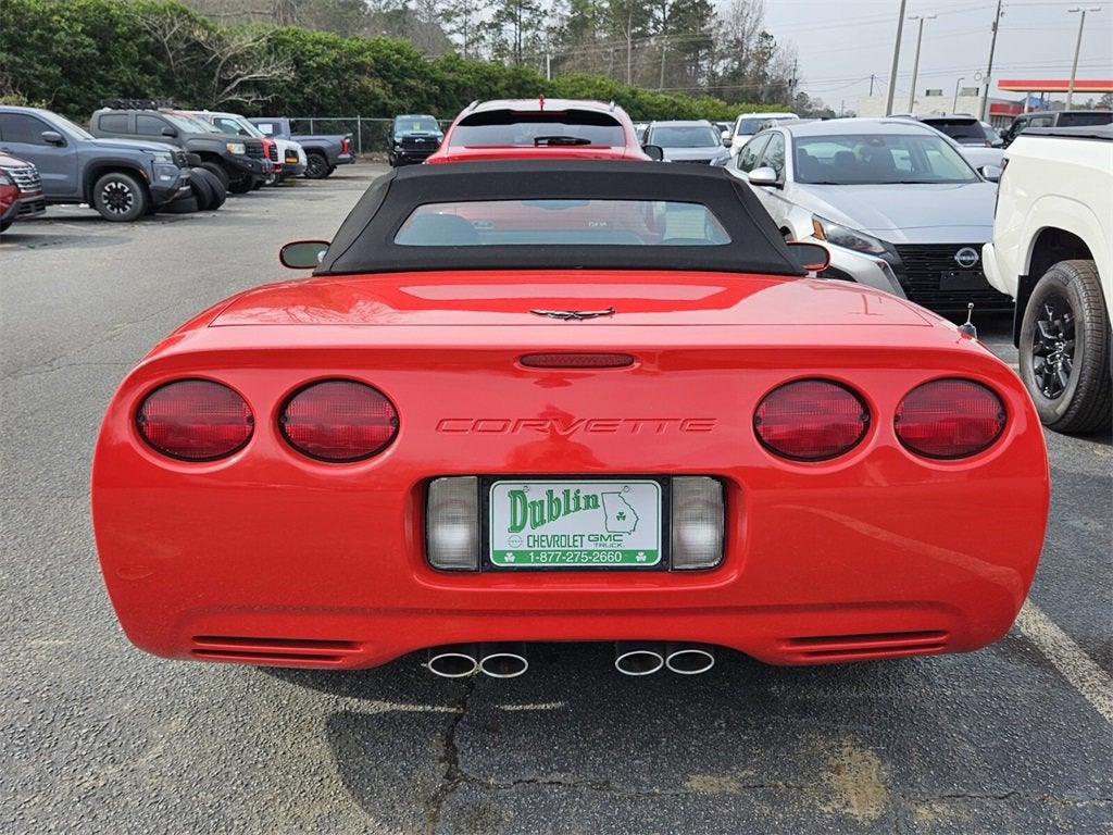 2004 Chevrolet Corvette Base