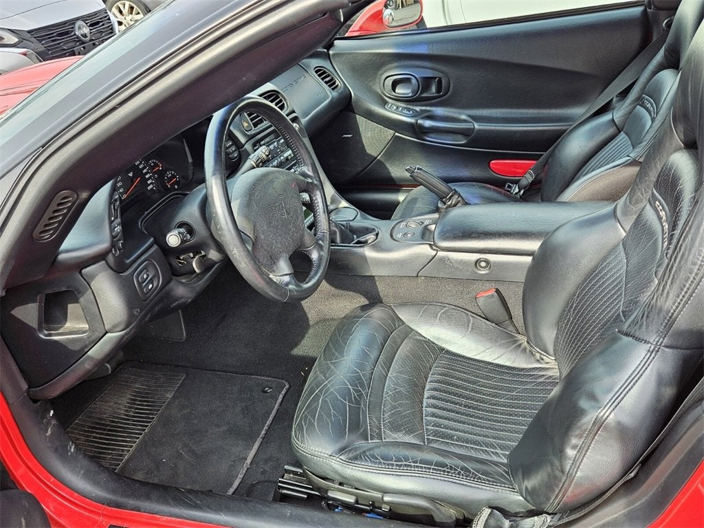 2004 Chevrolet Corvette Base