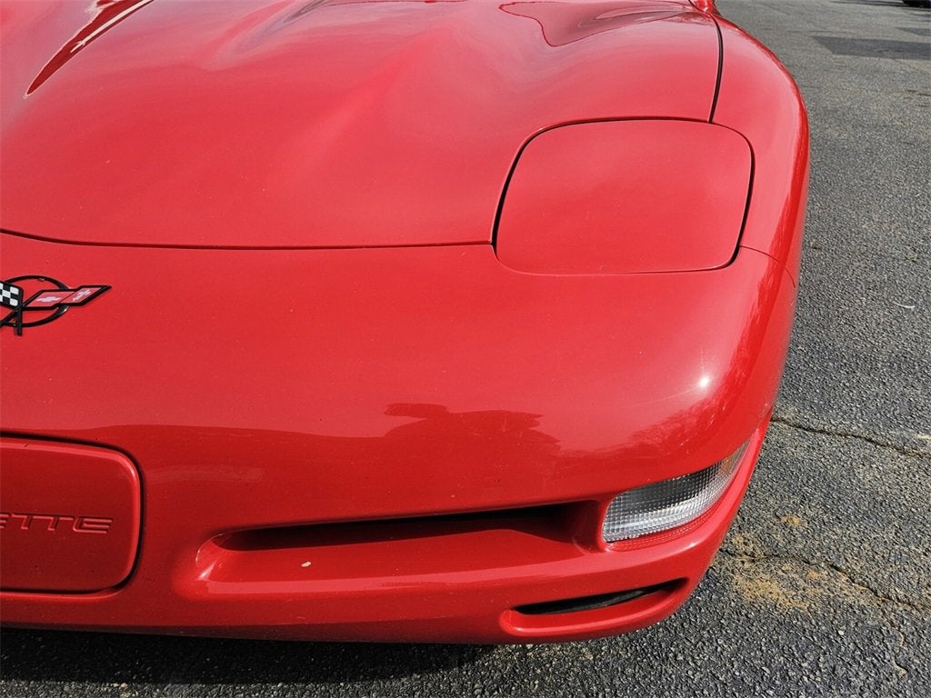 2004 Chevrolet Corvette Base