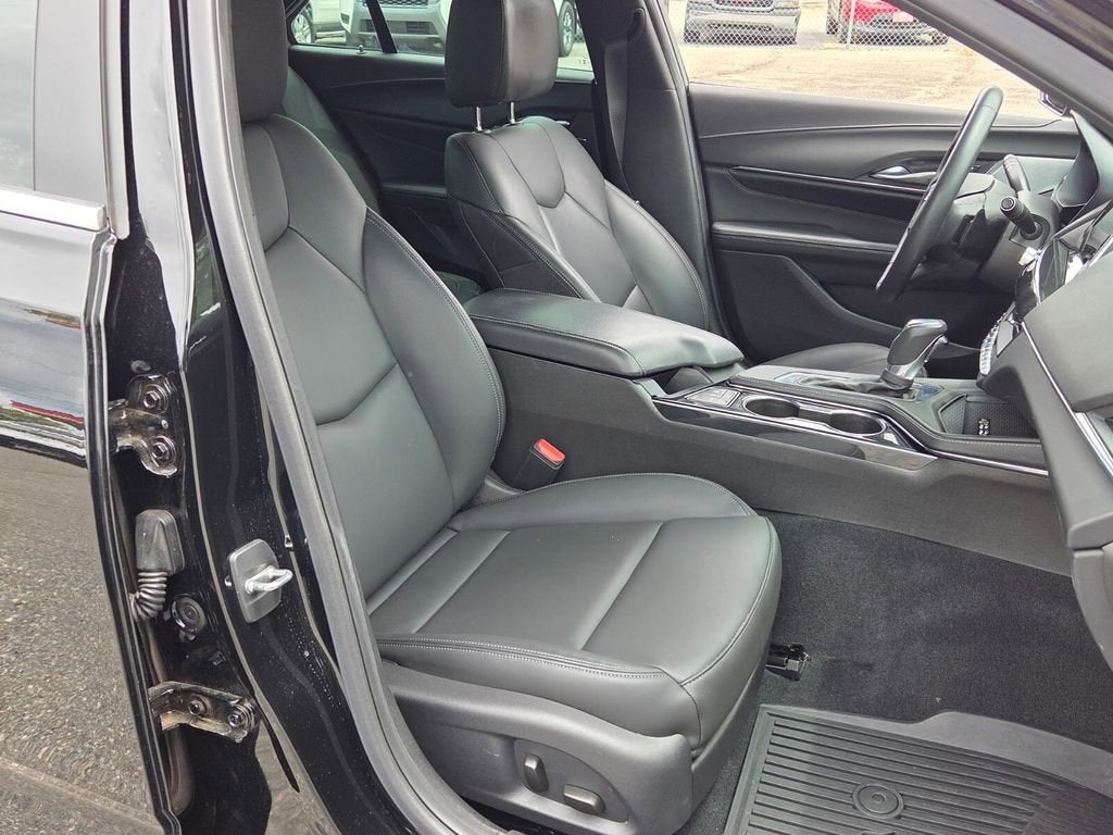 2024 Cadillac CT4 Luxury