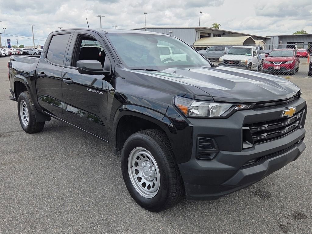 2024 Chevrolet Colorado WT