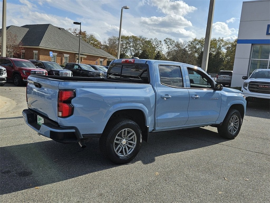 2025 Chevrolet Colorado WT/LT