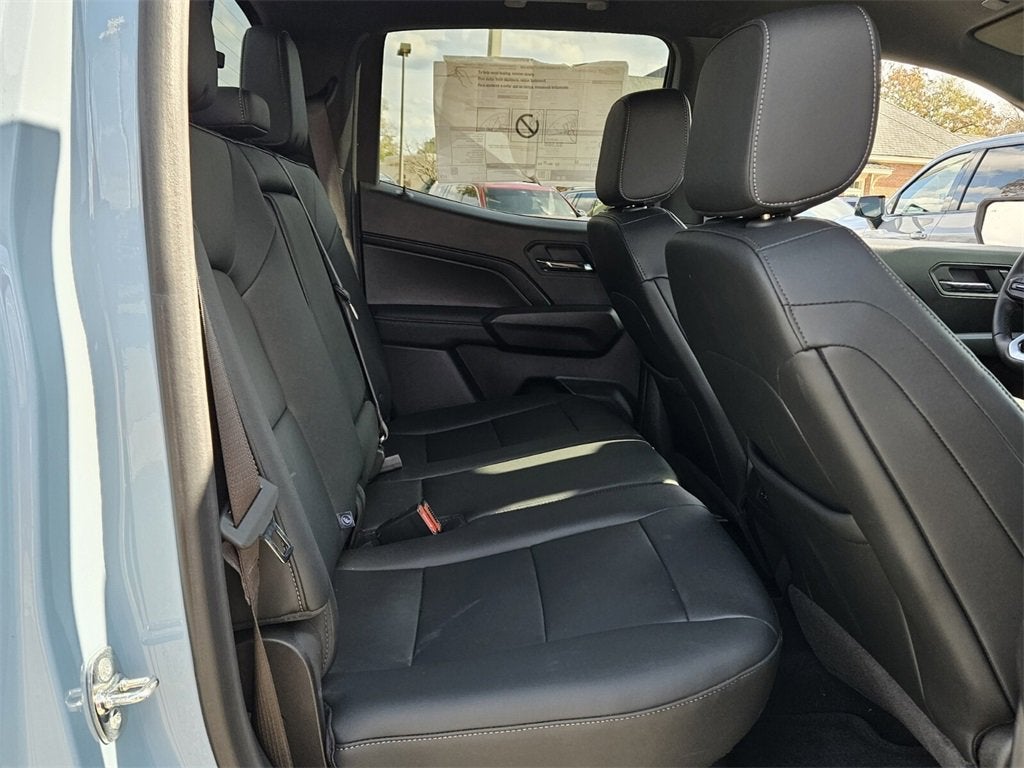 2025 Chevrolet Colorado WT/LT