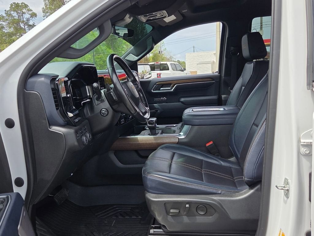 2022 Chevrolet Silverado 1500 High Country