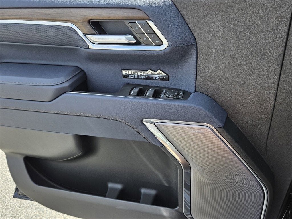 2025 Chevrolet Silverado 1500 High Country