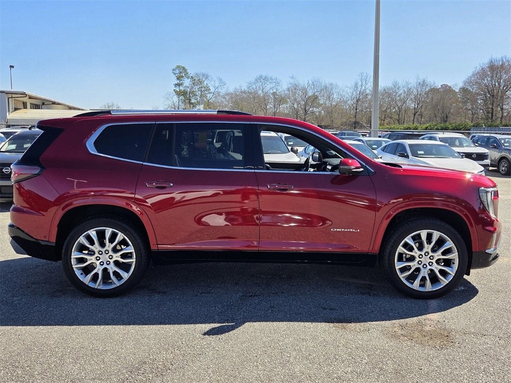 2025 GMC Acadia Denali