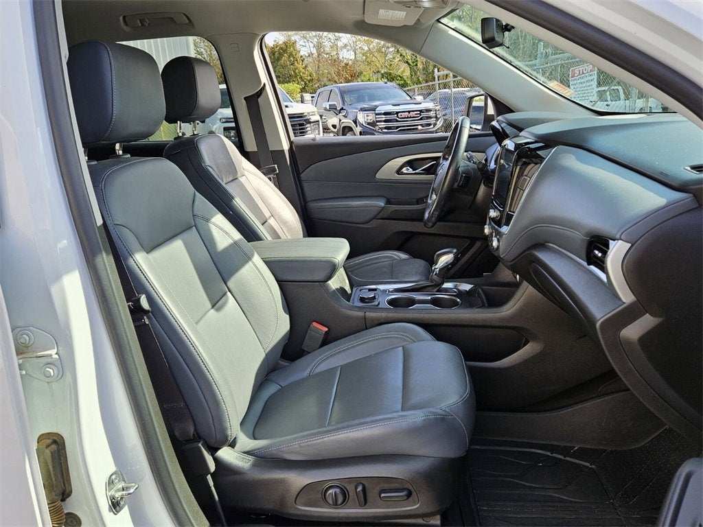 2021 Chevrolet Traverse LT Leather