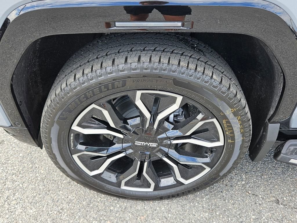 2025 GMC Sierra EV Max Range Denali