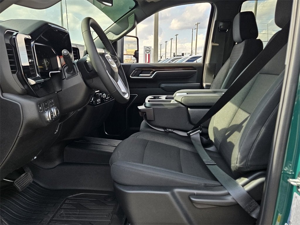 2026 GMC Sierra 3500 HD SLE