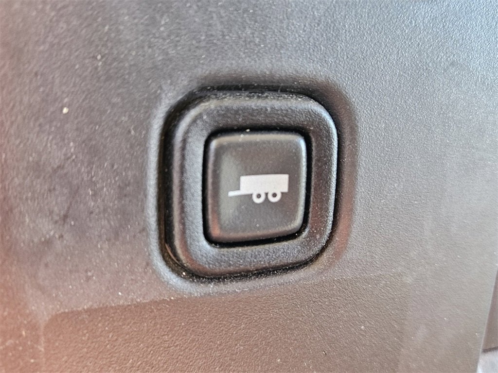 2023 GMC Savana Cargo 2500 Work Van