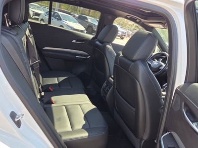 2023 Cadillac XT4 Premium Luxury