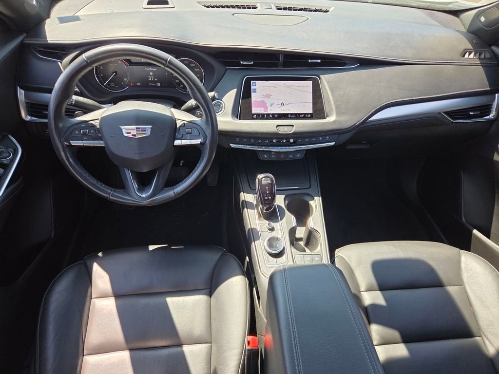 2023 Cadillac XT4 Premium Luxury