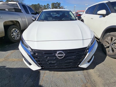 2025 Nissan Altima S FWD