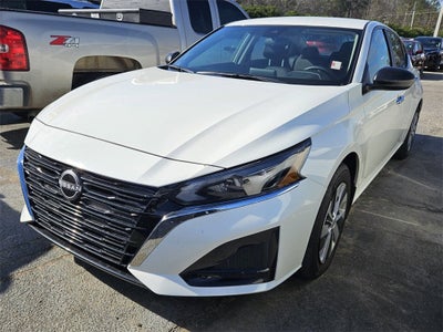 2025 Nissan Altima S FWD
