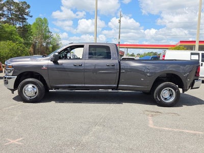 2026 RAM 3500 Tradesman Crew Cab 4x4 8' Box