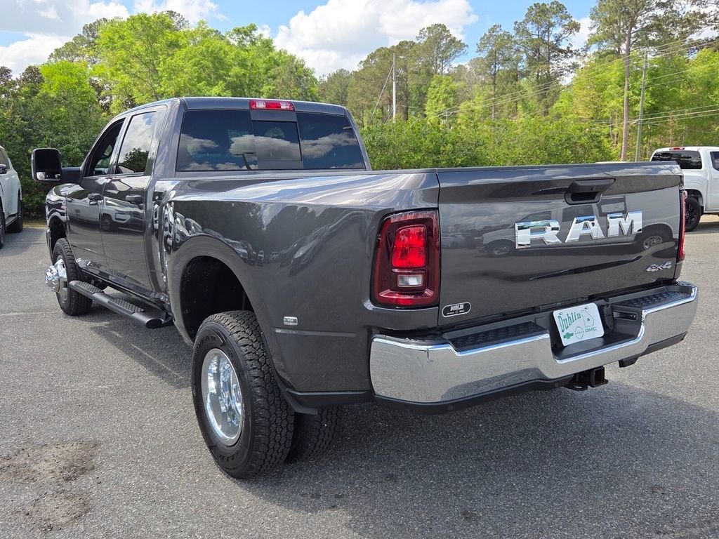 2026 RAM 3500 Tradesman Crew Cab 4x4 8' Box