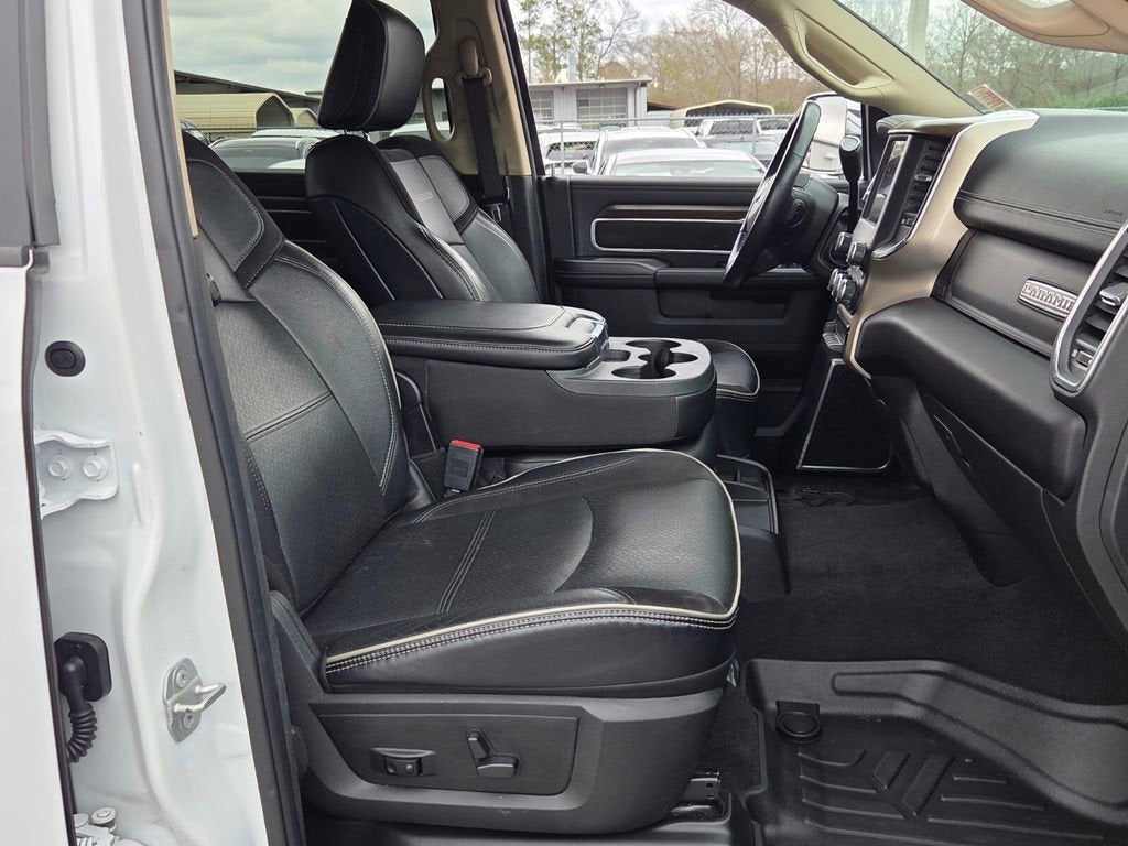 2022 RAM 2500 Laramie Crew Cab 4x4 6'4" Box