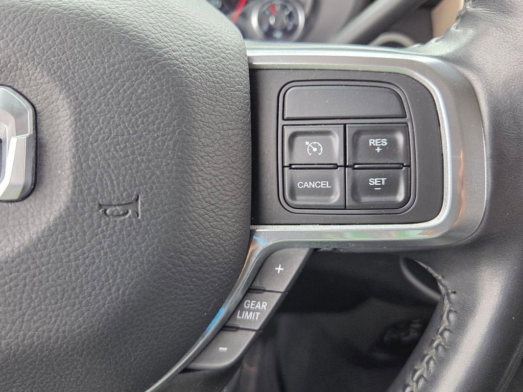 2022 RAM 2500 Laramie Crew Cab 4x4 6'4" Box