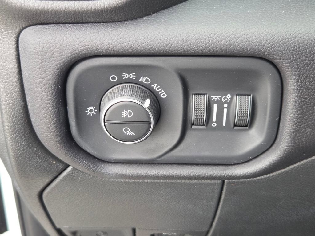 2022 RAM 2500 Laramie Crew Cab 4x4 6'4" Box