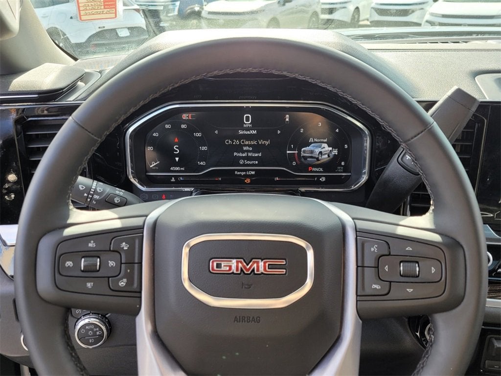 2025 GMC Sierra 1500 Elevation