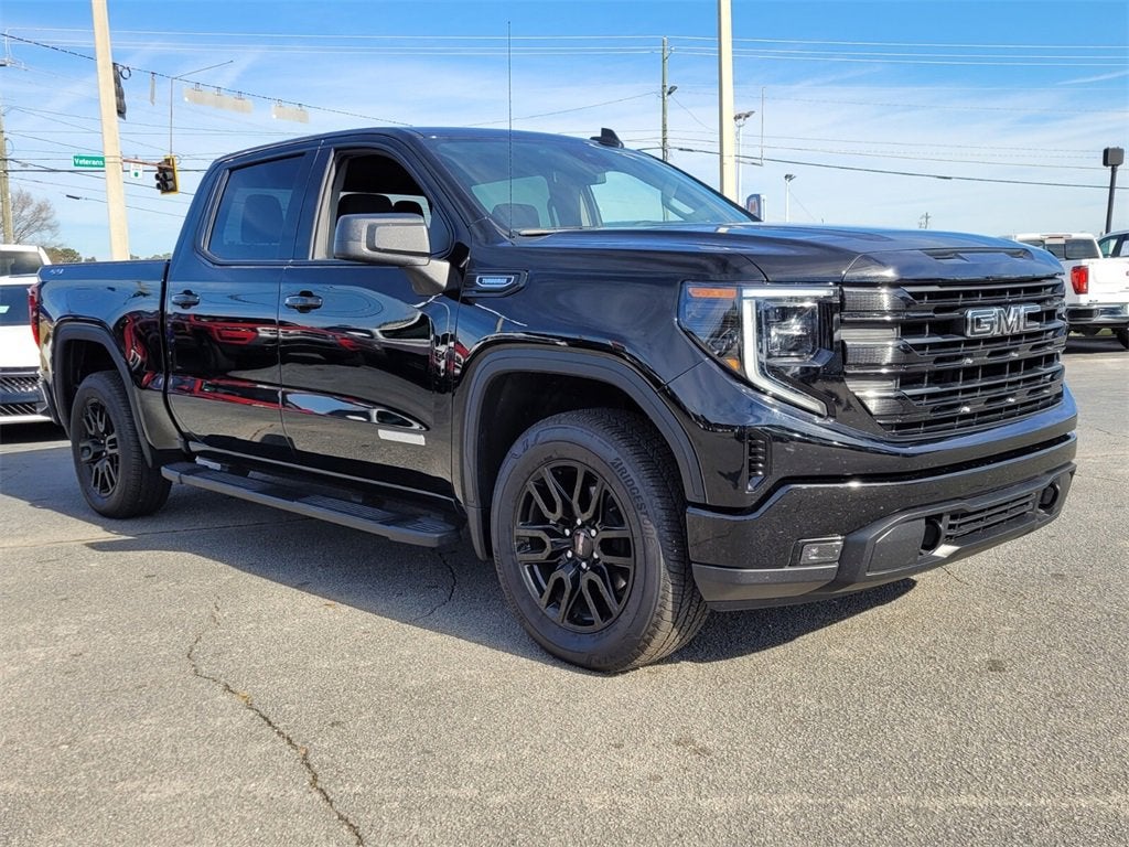 2025 GMC Sierra 1500 Elevation