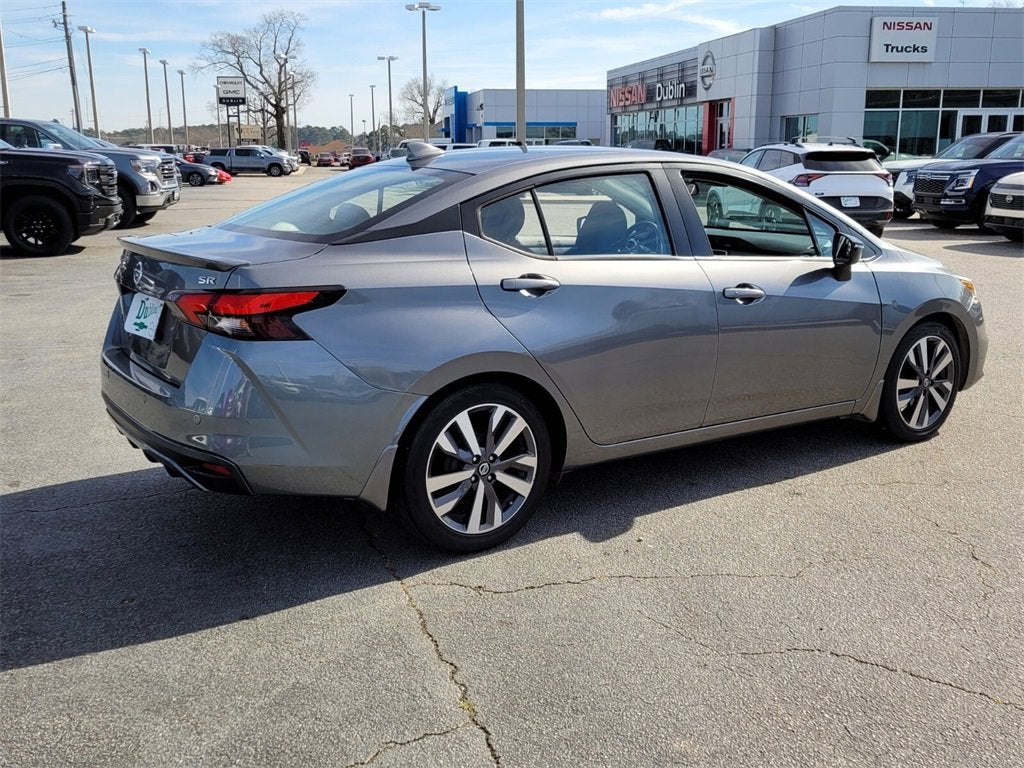 2020 Nissan Versa SR Xtronic CVT