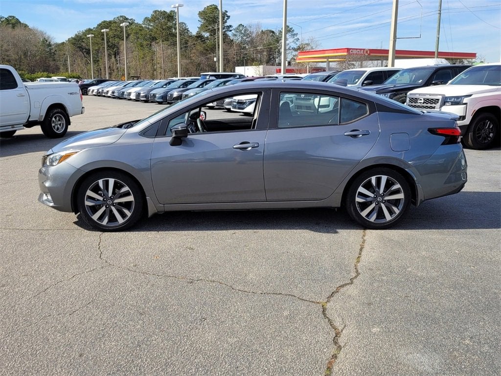 2020 Nissan Versa SR Xtronic CVT