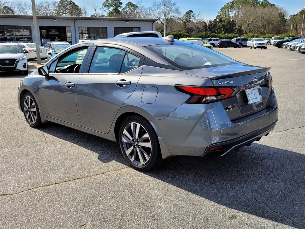 2020 Nissan Versa SR Xtronic CVT