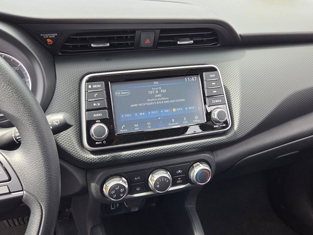 2025 Nissan Kicks Play S