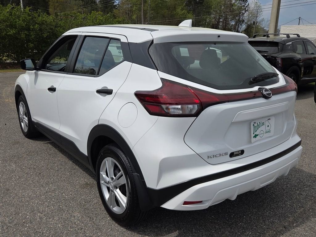 2025 Nissan Kicks Play S