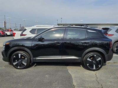 2025 Nissan Kicks SR FWD