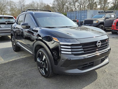 2025 Nissan Kicks SR FWD