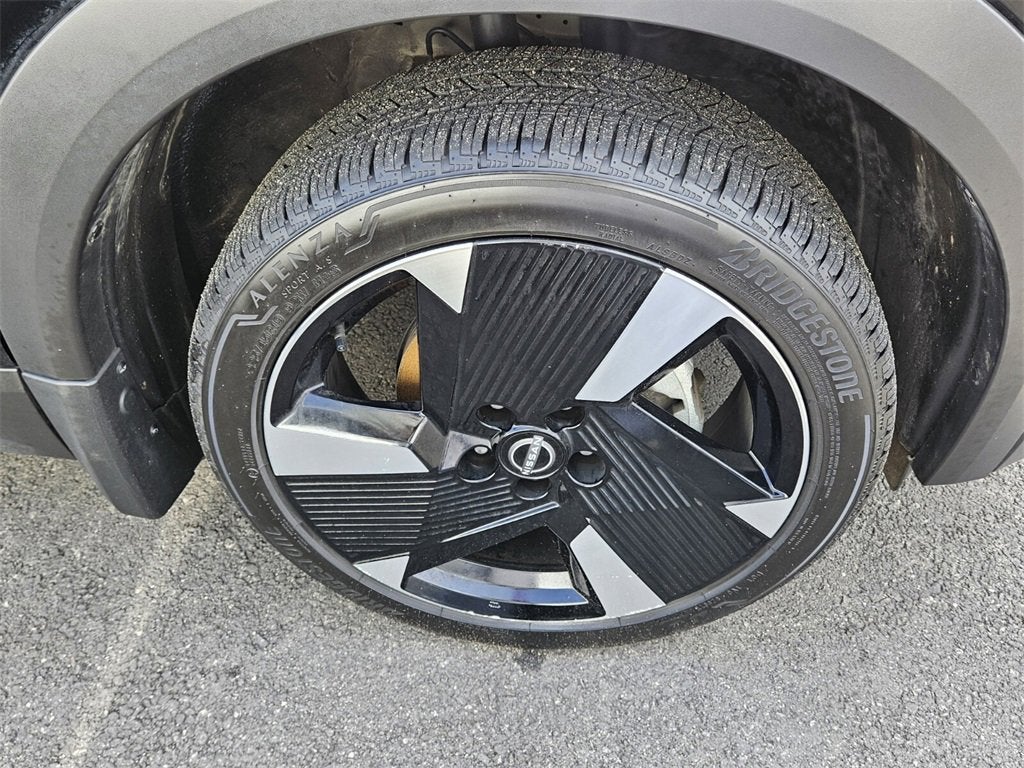 2025 Nissan Kicks SR FWD