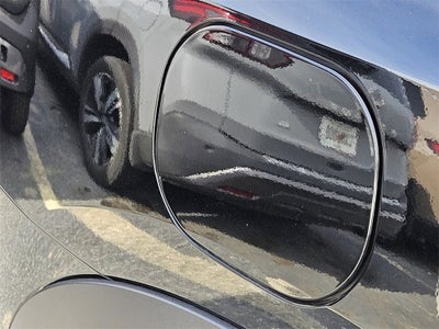 2025 Nissan Kicks SR FWD