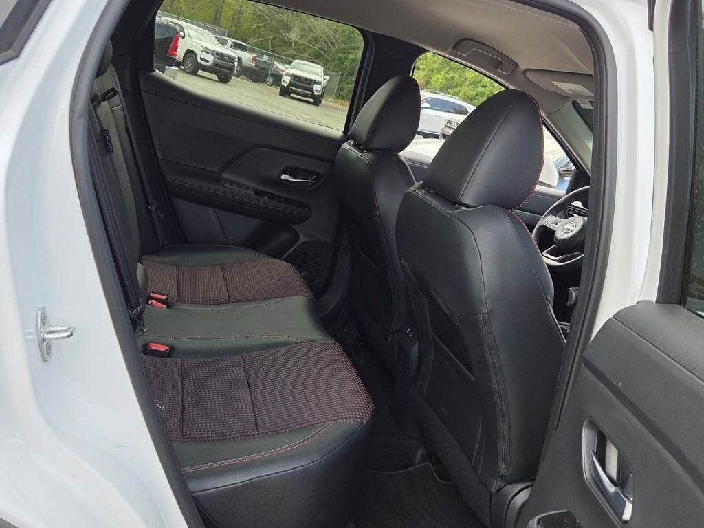 2025 Nissan Kicks SR Intelligent AWD